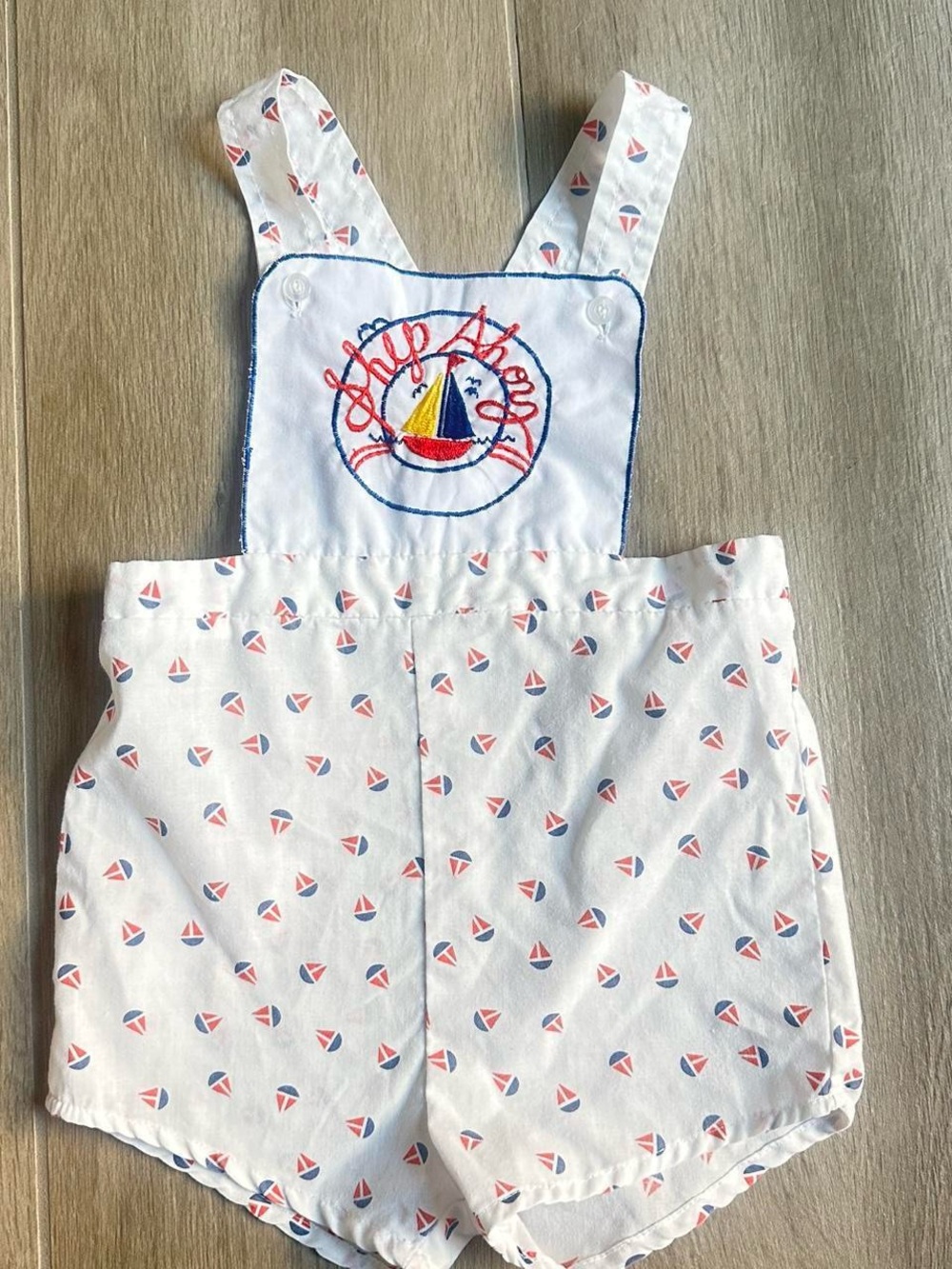 VTG White Nautical Sailboat Print Overalls